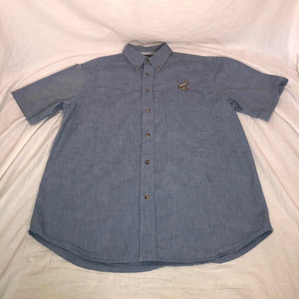Men's Reel Legends Small Fish Short Sleeve Denim Button Up Shirt Size Medium - Picture 1 of 5